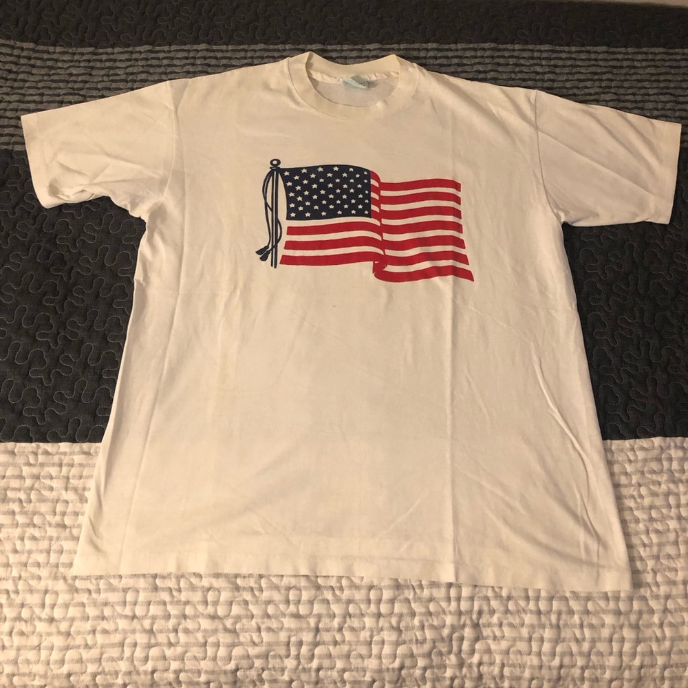 Vintage Hanes White Tee with American Flag Graphic